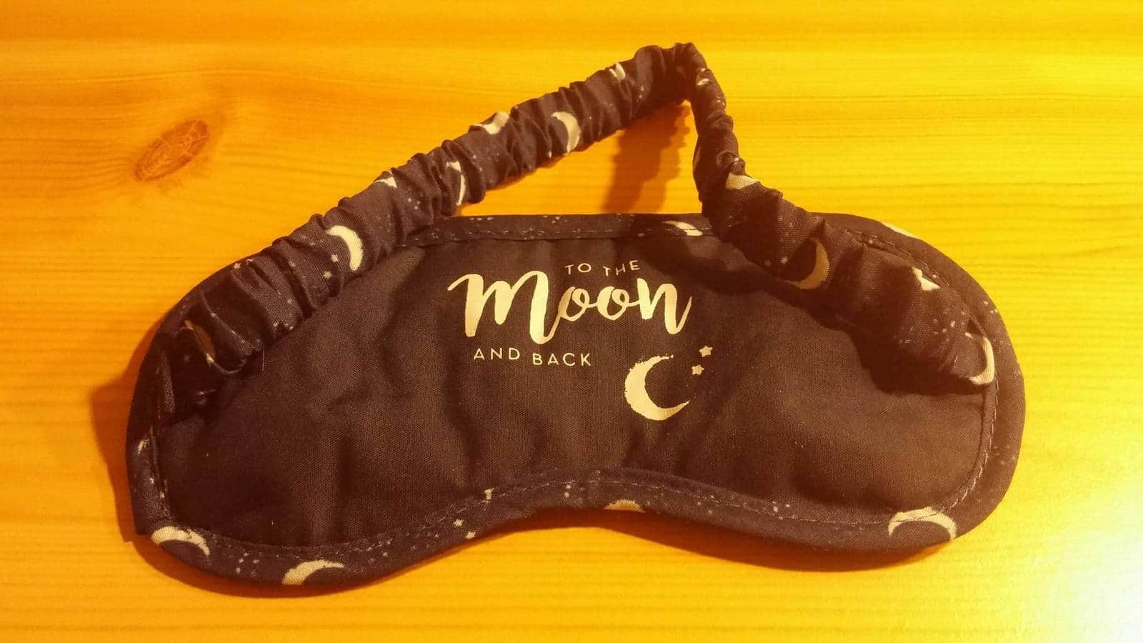 masque de nuit to the moon and back my little night box